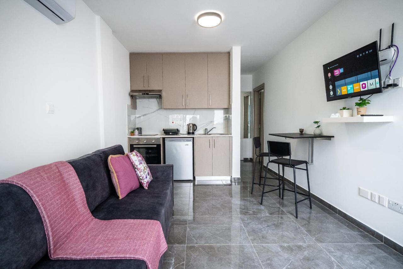 Spiros Luxury Apartments Agia Napa Buitenkant foto