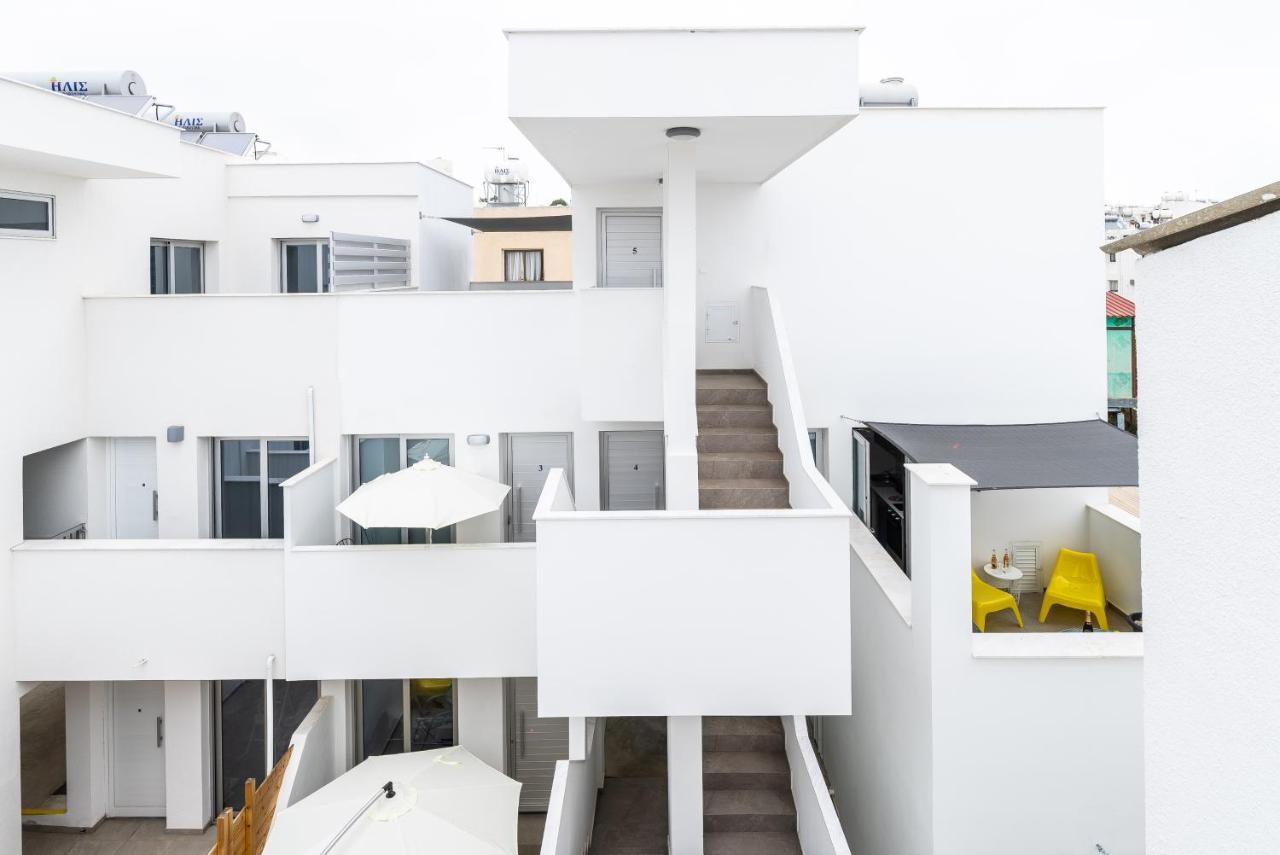 Spiros Luxury Apartments Agia Napa Buitenkant foto